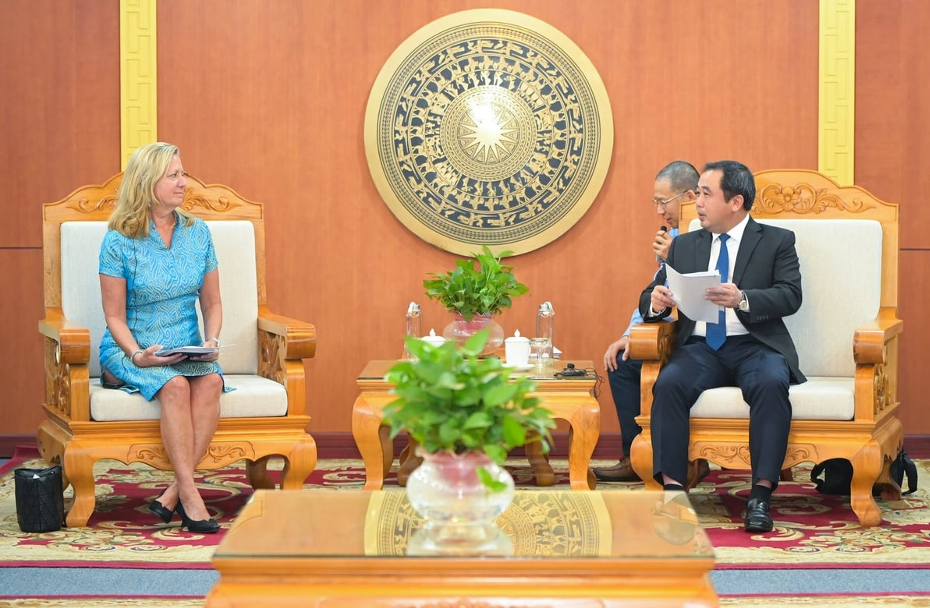 World Bank pledges technical aid on dam project, grant acceleration for rice project